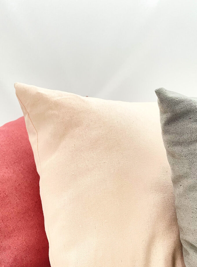 Barevné polštáře